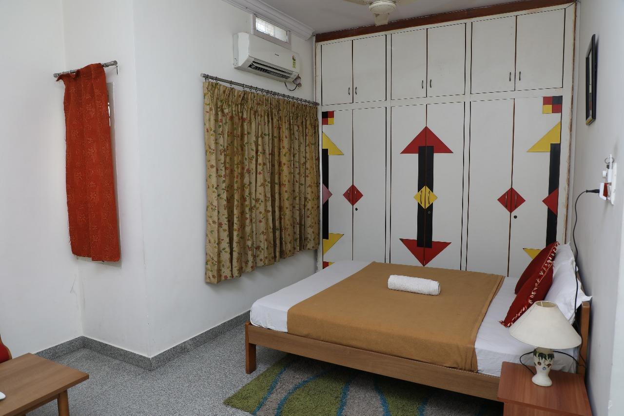 Hotel Queens Comfort Mysore Exteriör bild